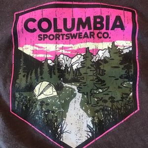 Columbia U Neck T Shirt